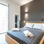 Astroom 3*