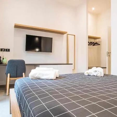 Astroom Guest house *